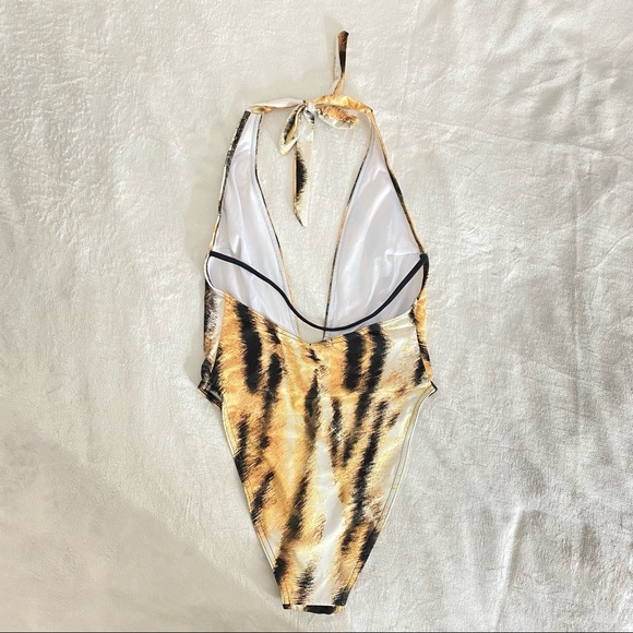 Printed Onepiece swimwear 💛 - Picture 2 of 3